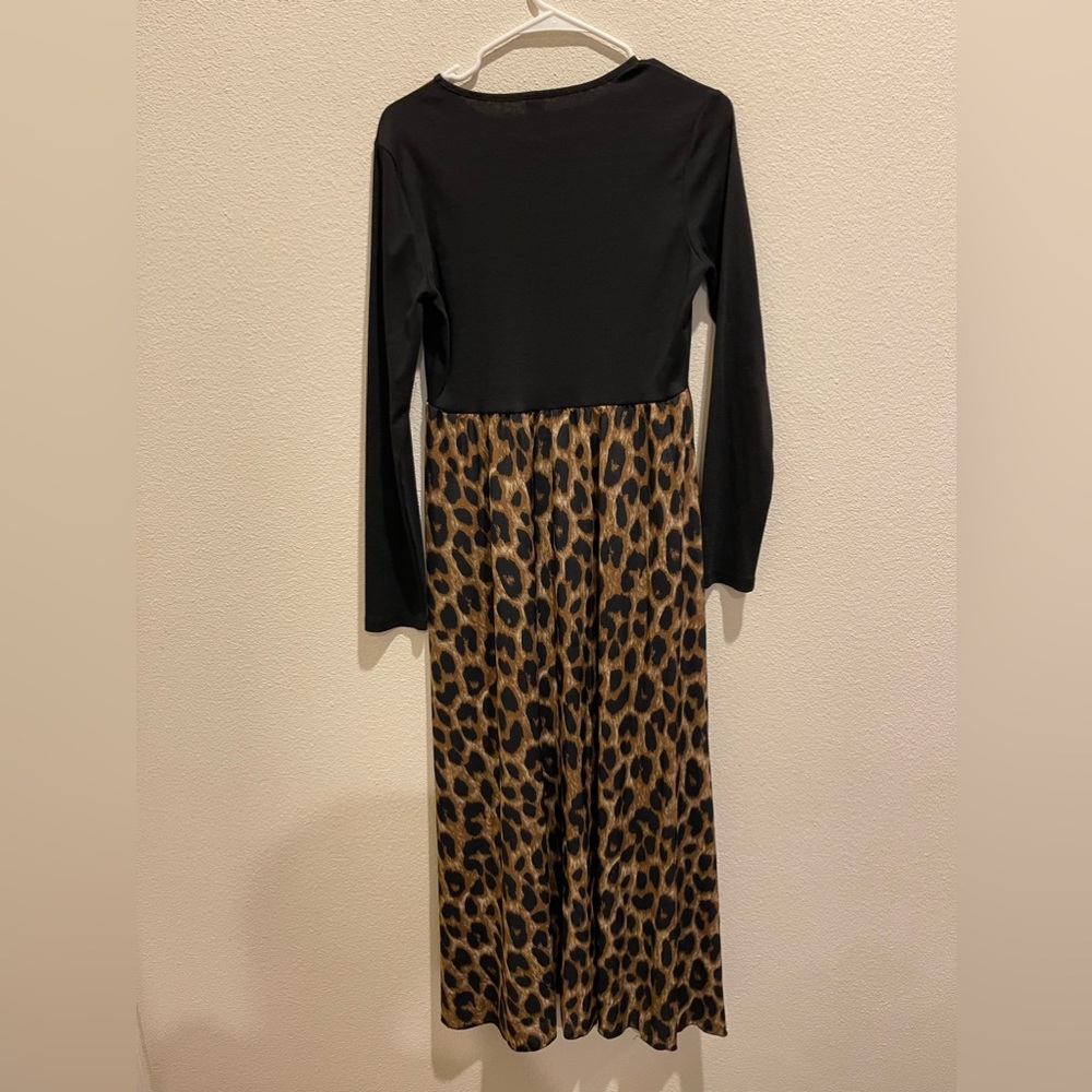 Shein nwot dress. Large and long